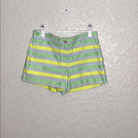 BNWOT Gap striped shorts - Picture 2 of 4